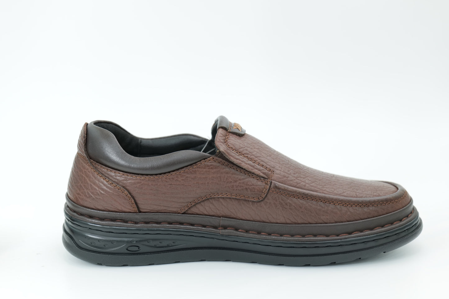 Casual shoes