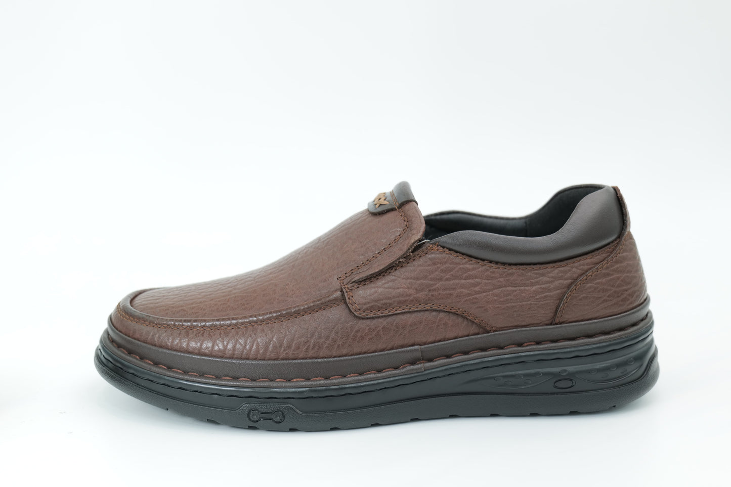Casual shoes