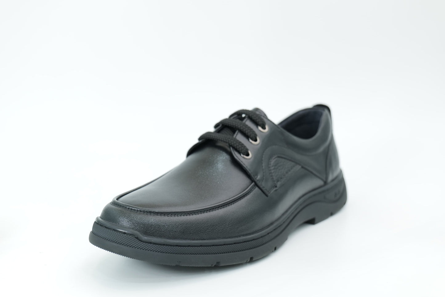 Casual shoes