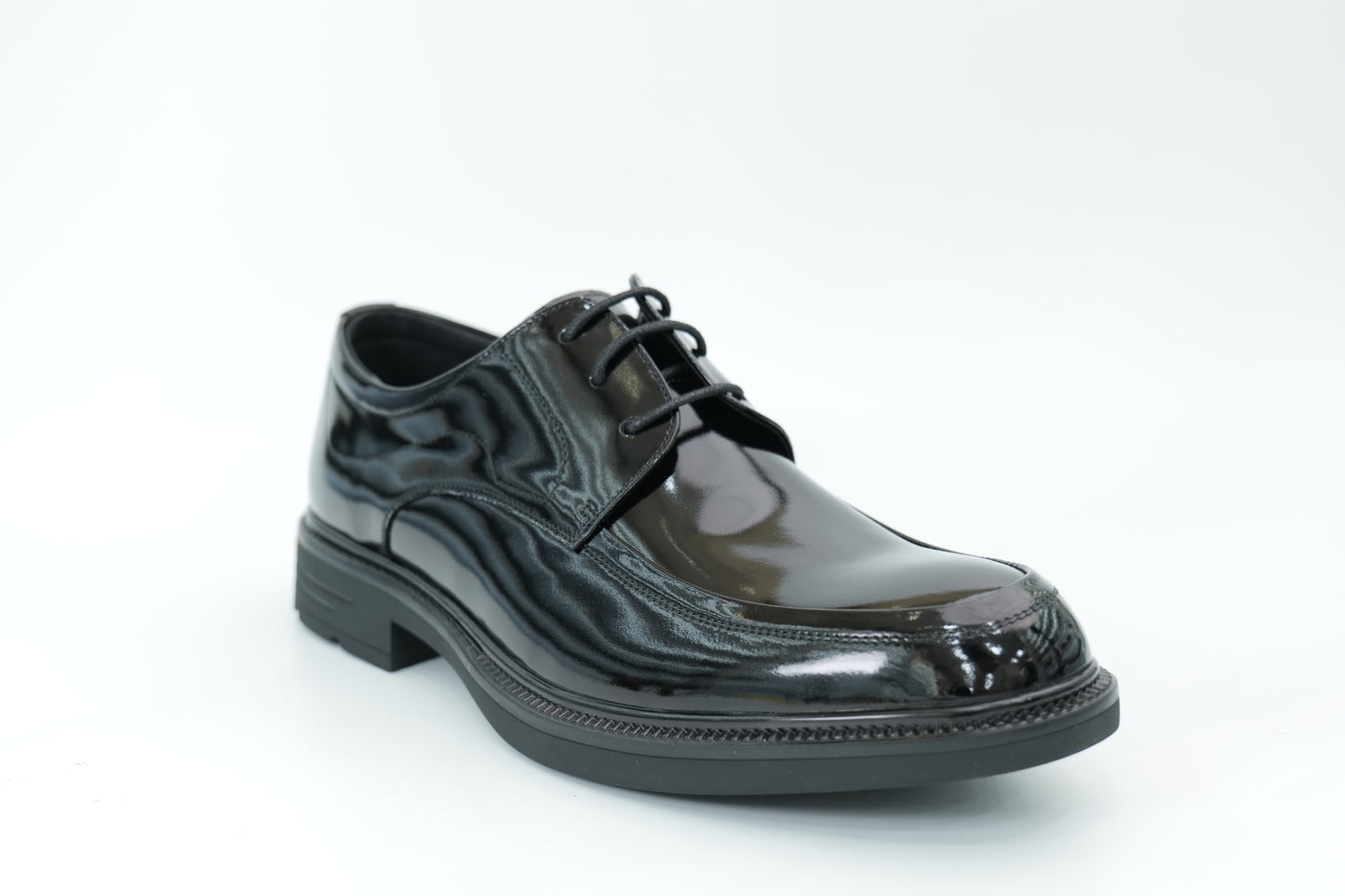 Casual shoes