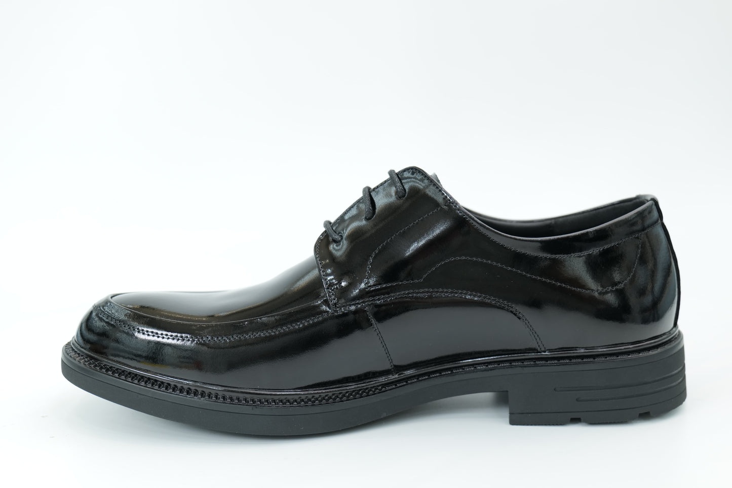 Casual shoes