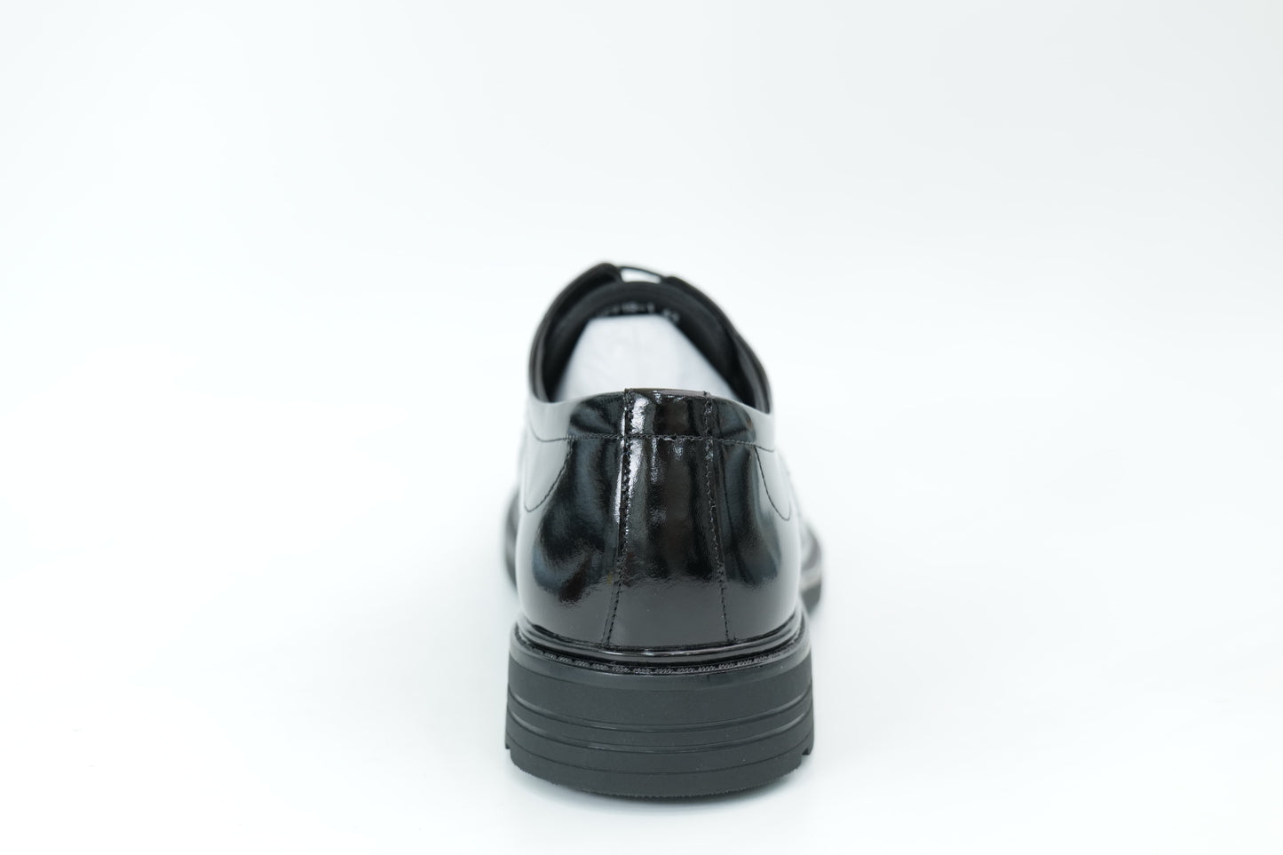 Casual shoes