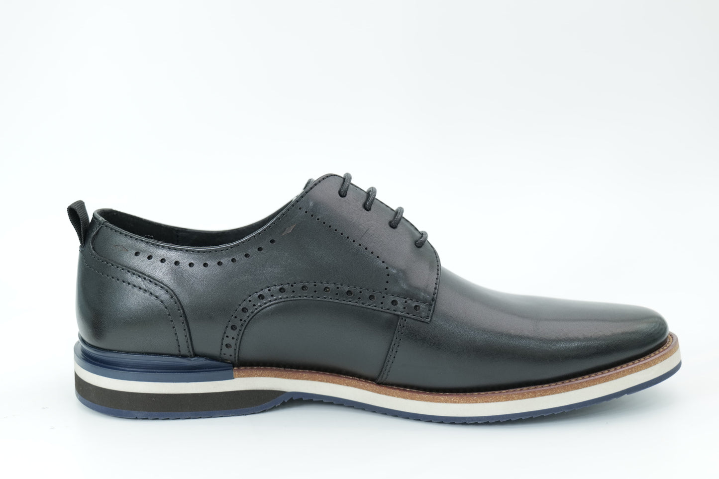 Casual shoes