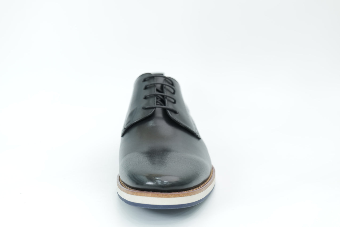 Casual shoes
