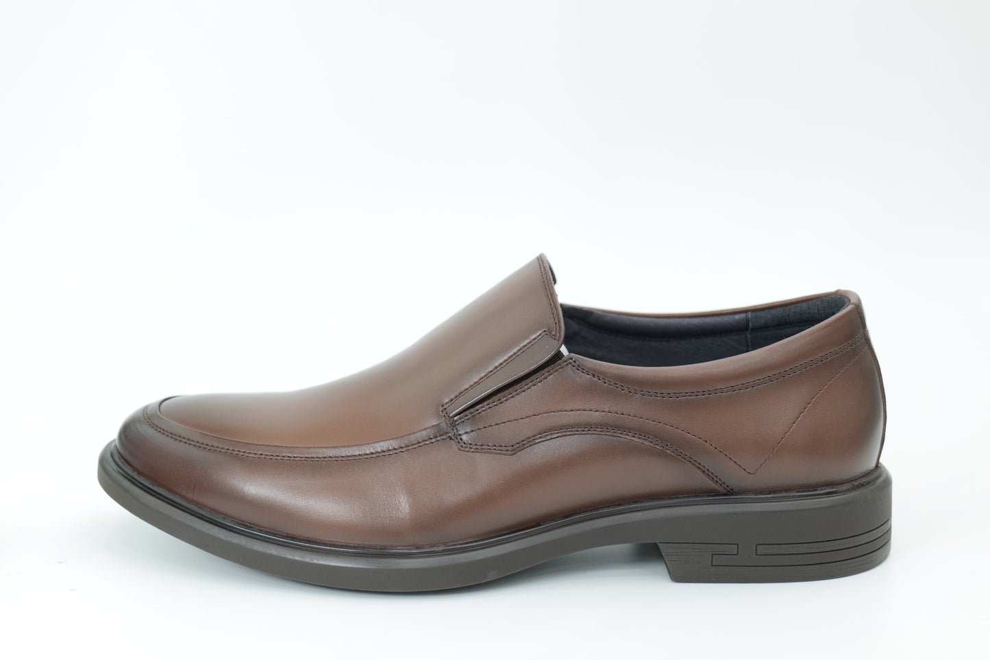 Casual shoes