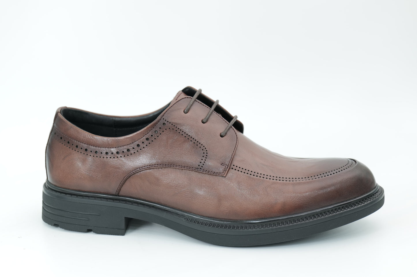 Casual shoes