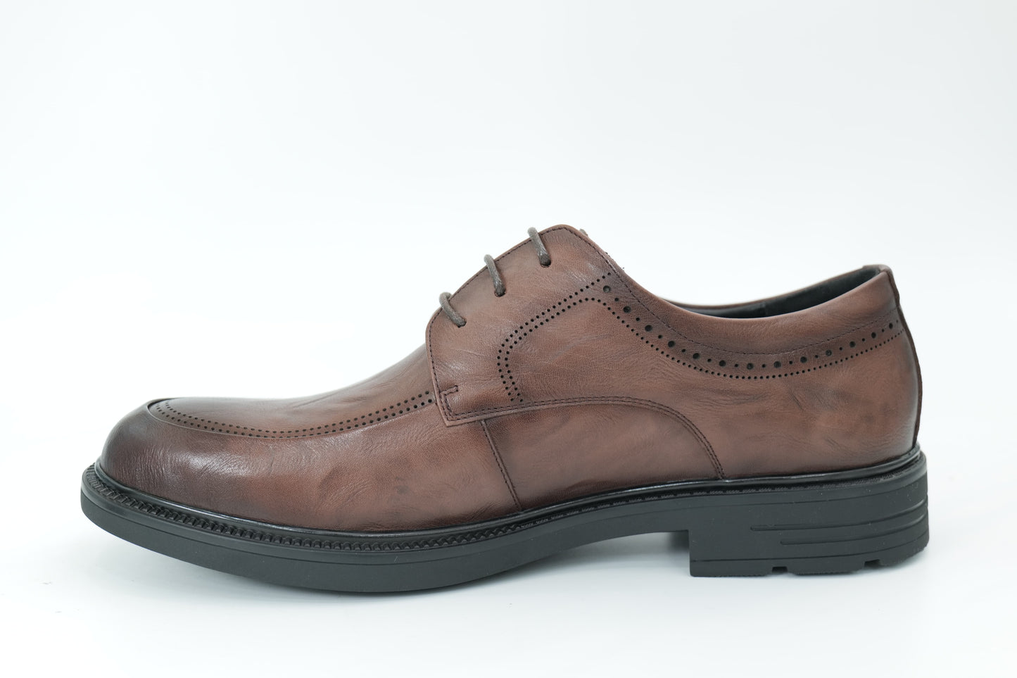 Casual shoes