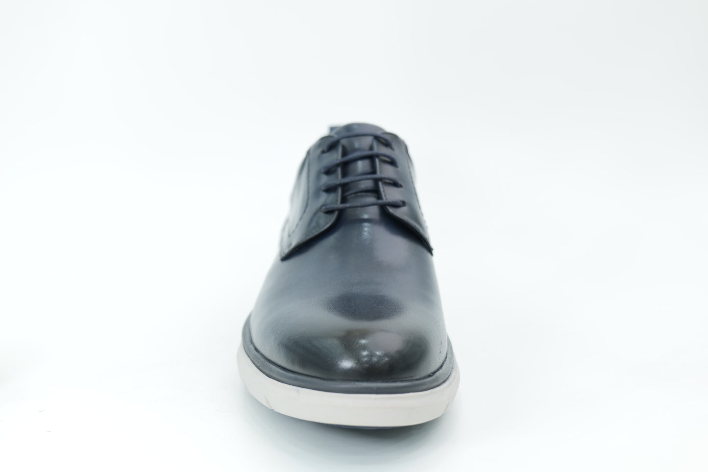 Casual shoes