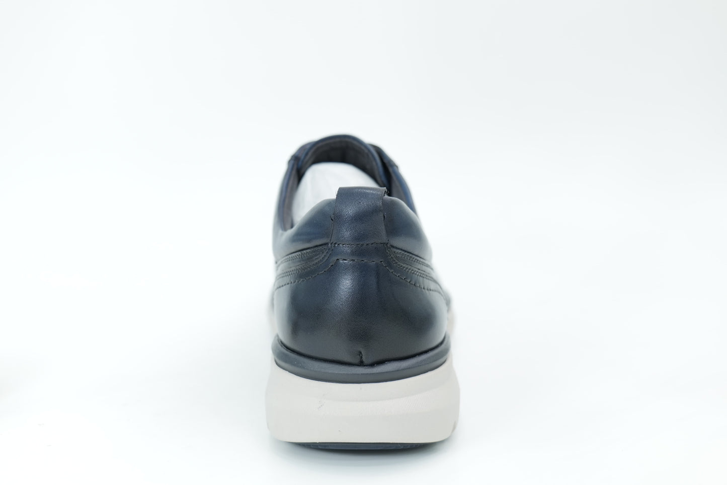 Casual shoes