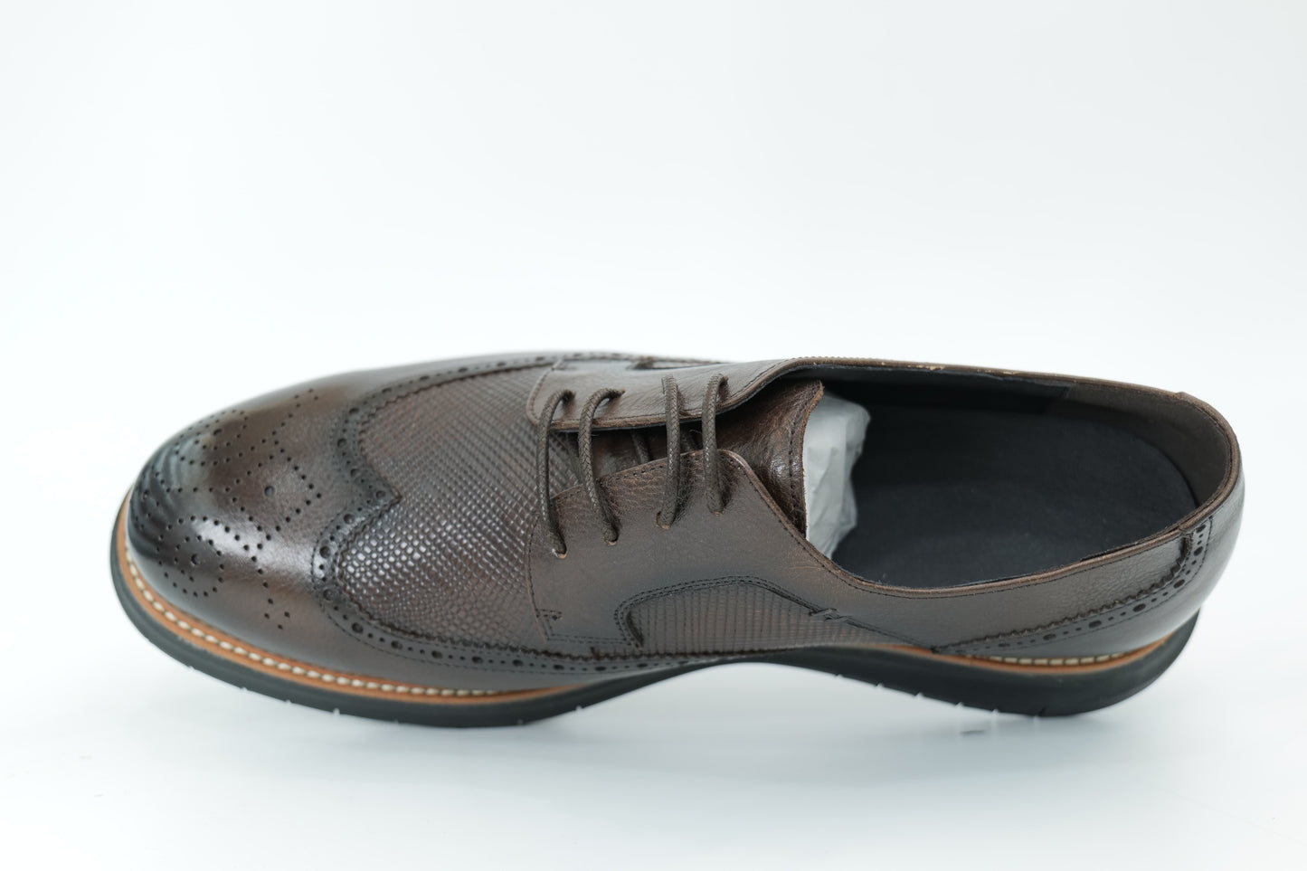 Casual shoes
