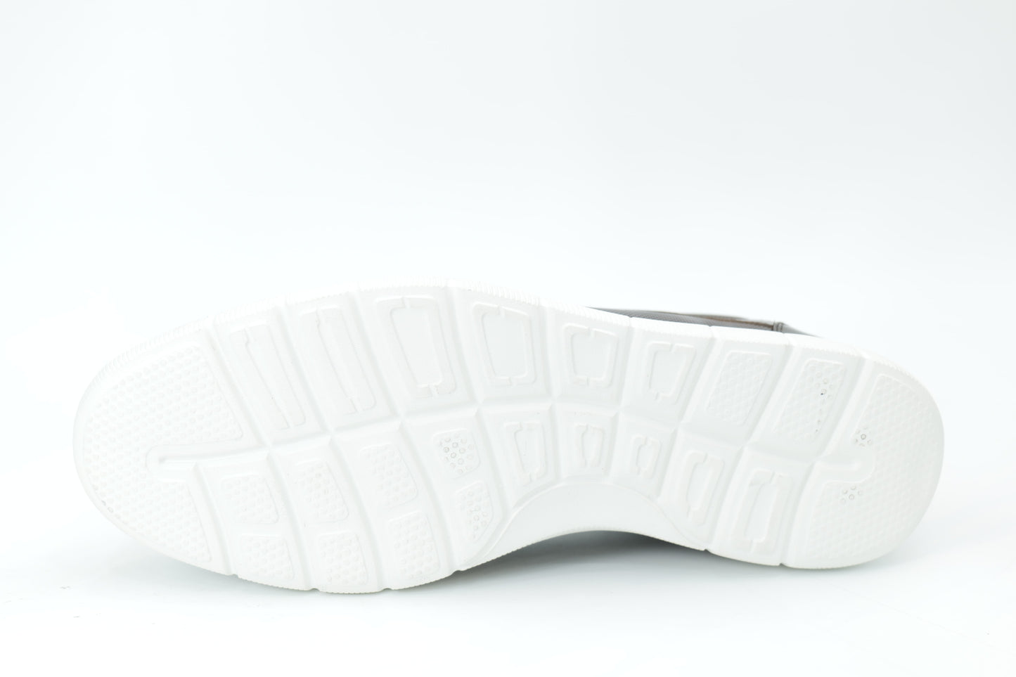 Casual shoes