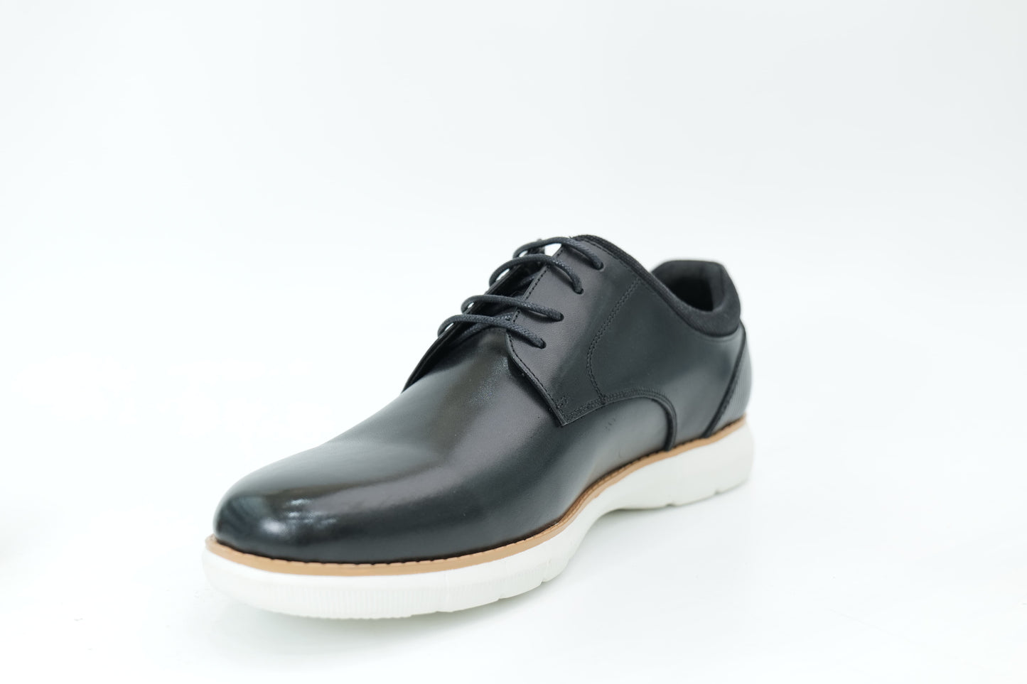 Casual shoes