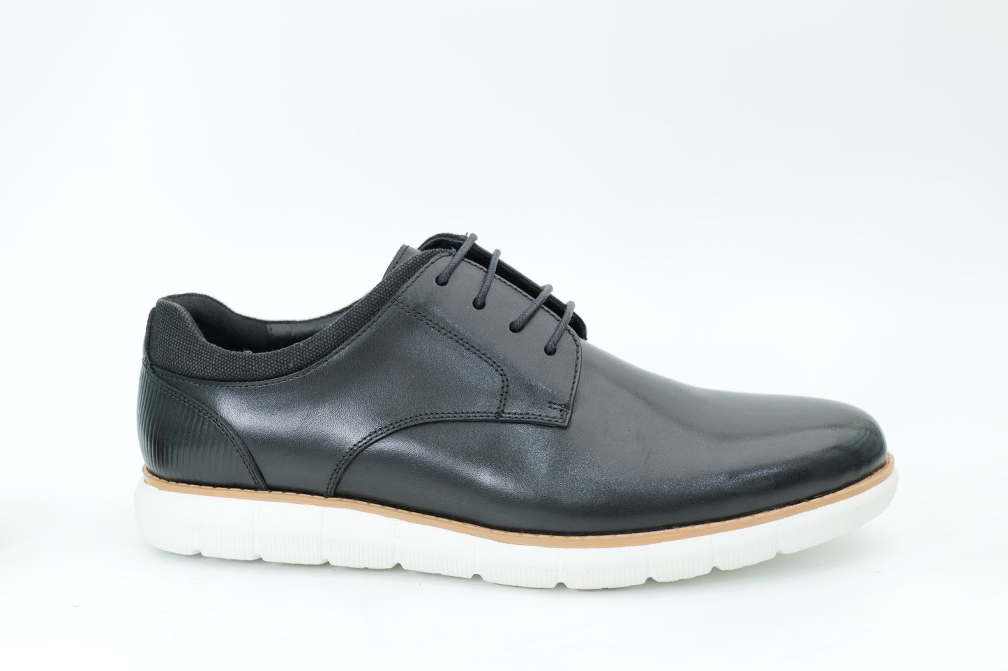 Casual shoes