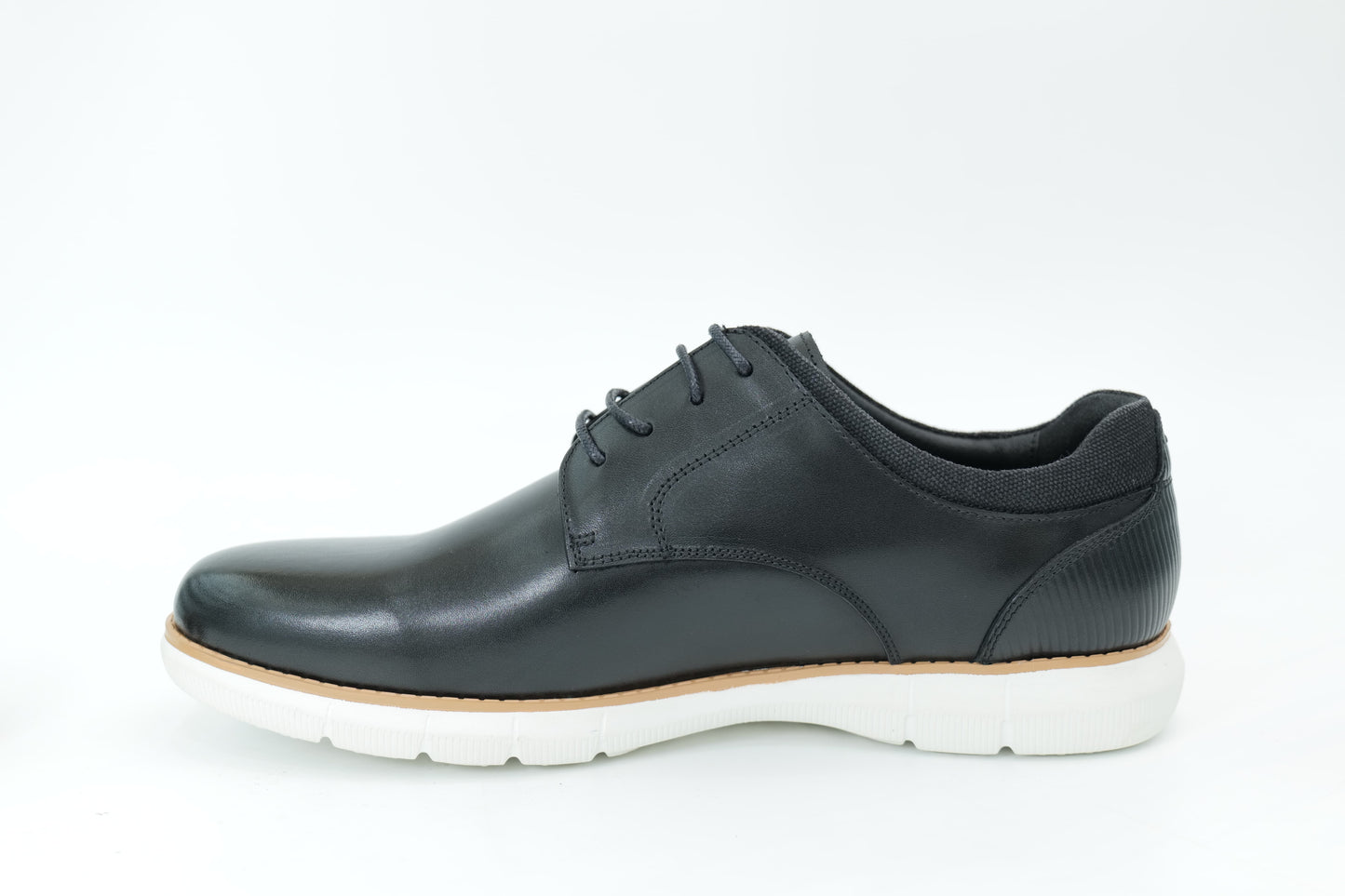 Casual shoes