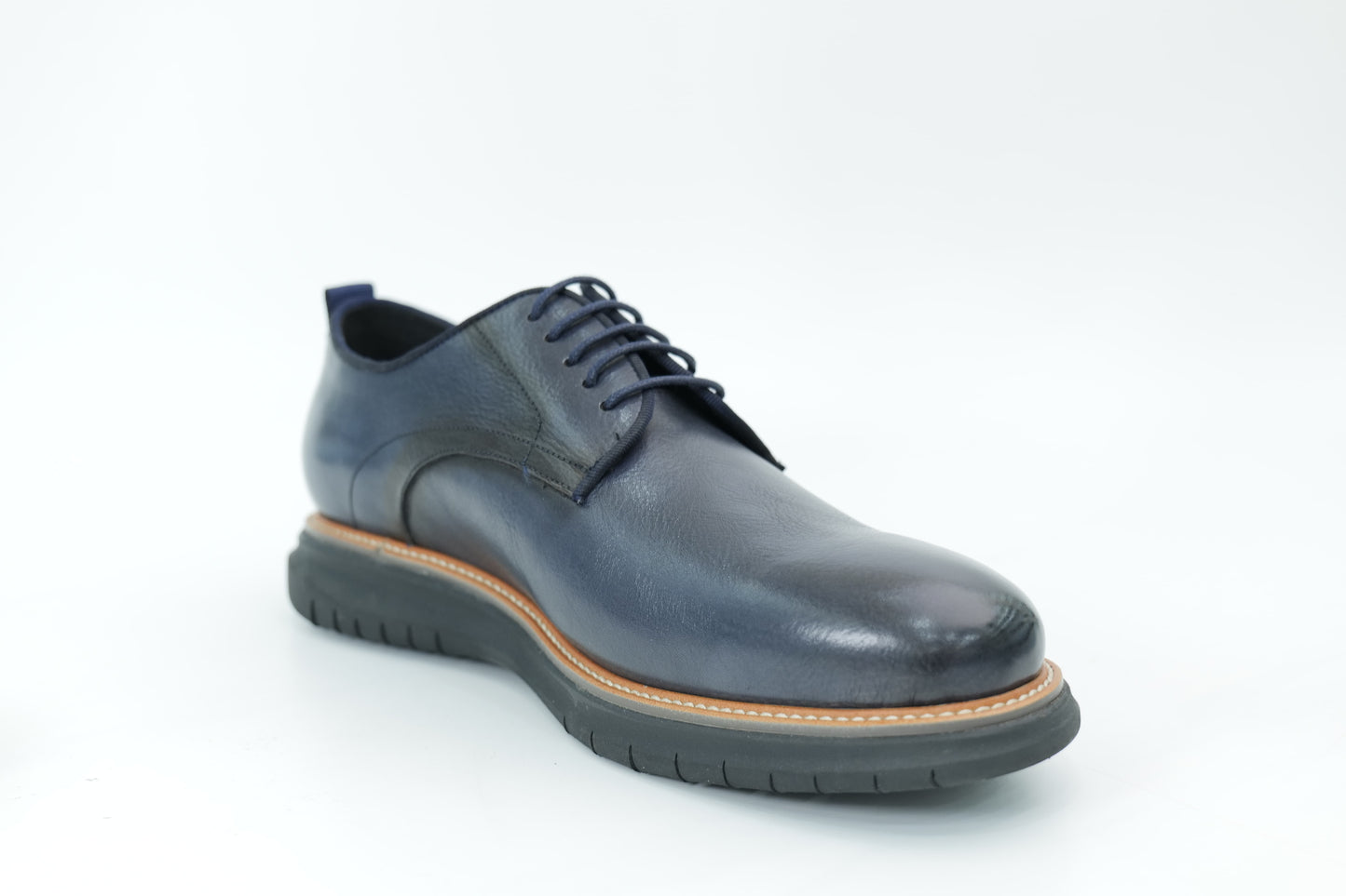 Casual shoes