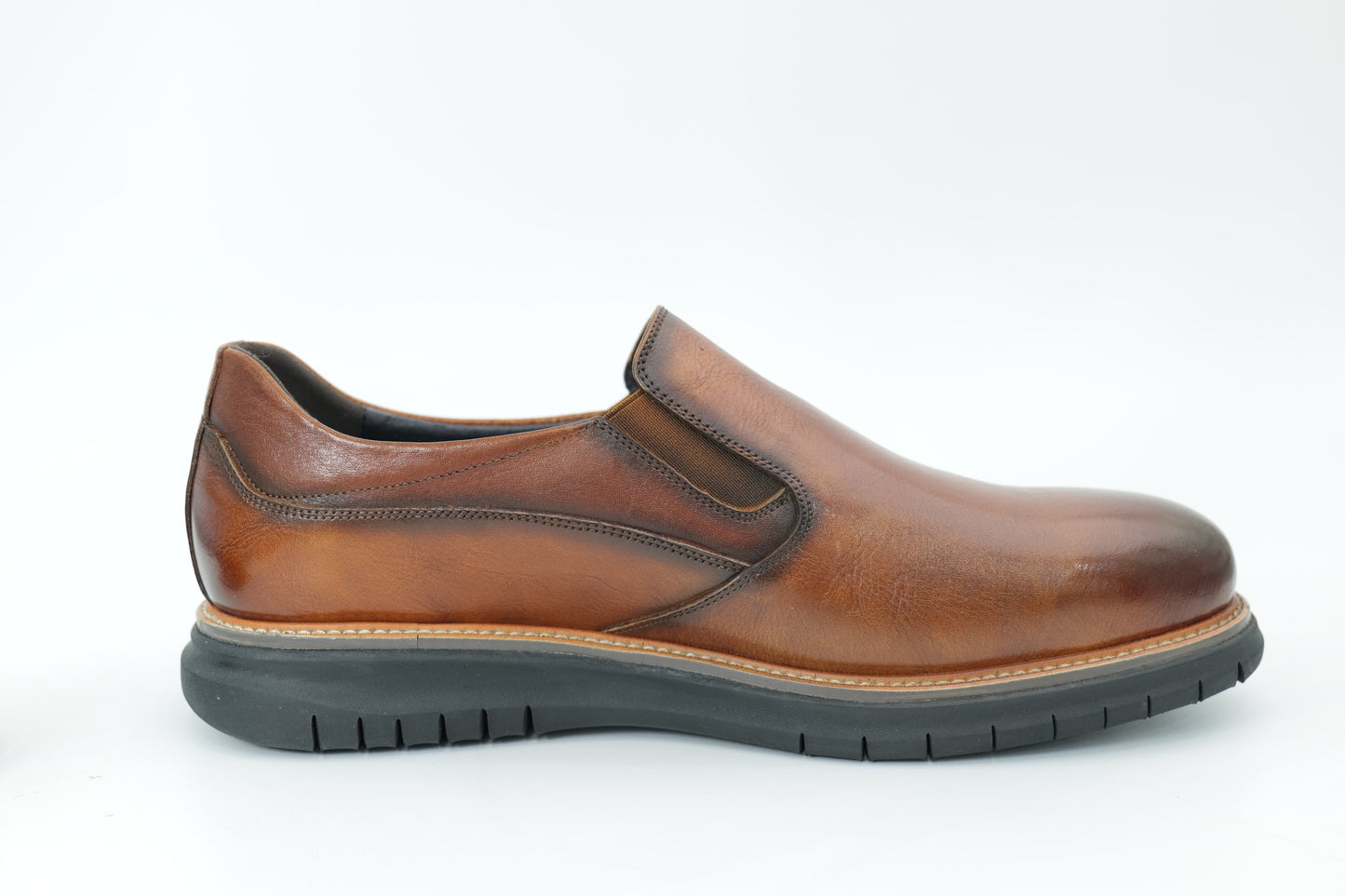 Casual shoes
