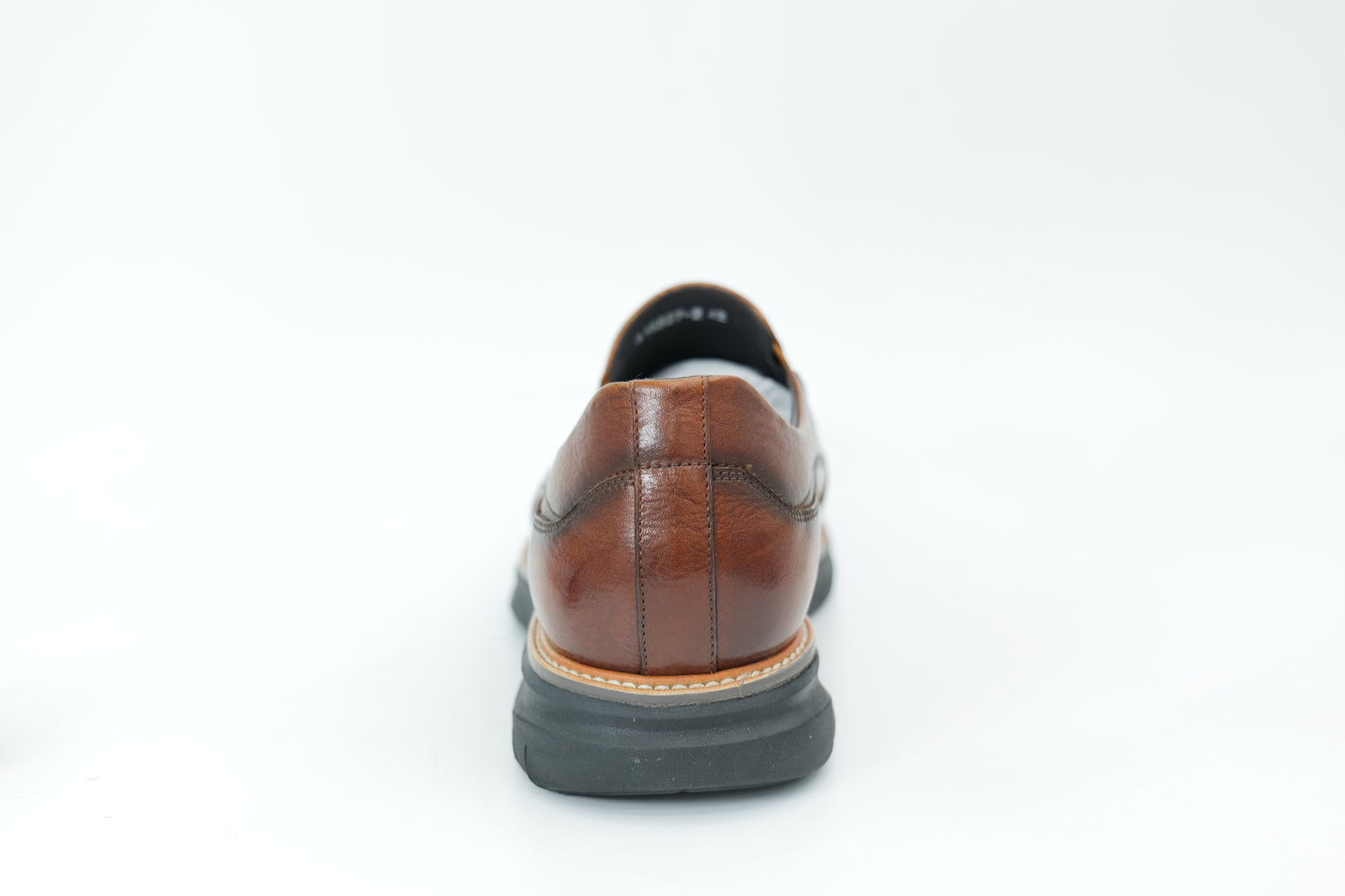 Casual shoes