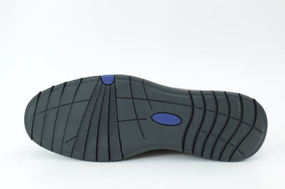 Casual shoes