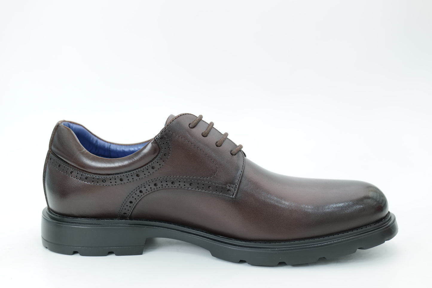 Casual shoes