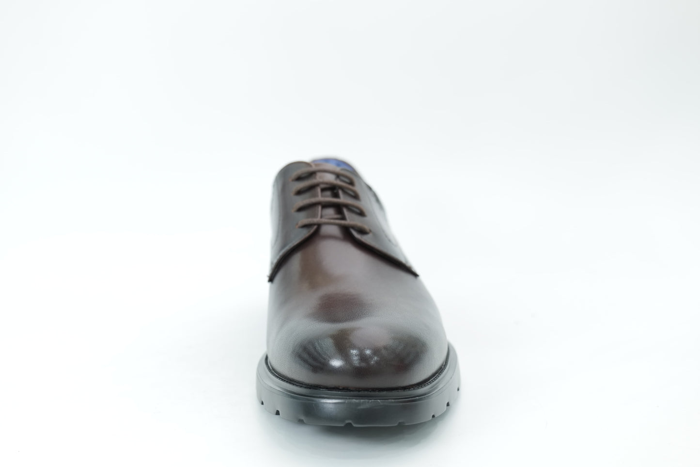Casual shoes