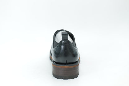 Casual shoes