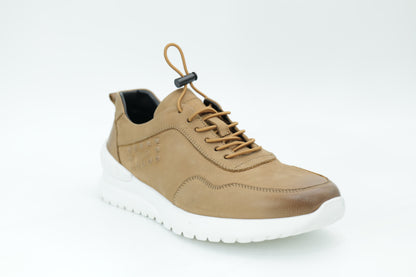 Sports shoes