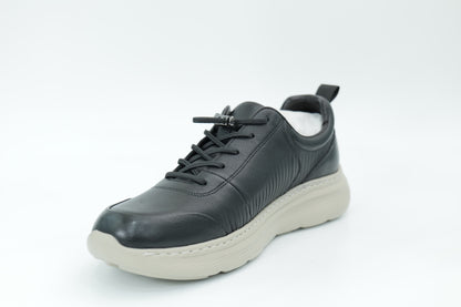 Sports shoes