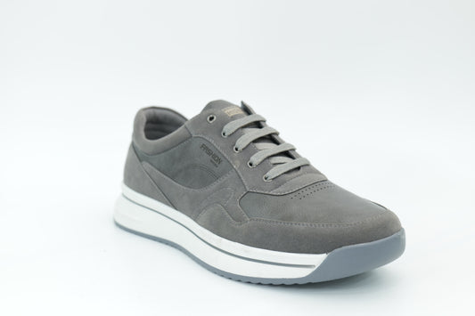 Sports shoes