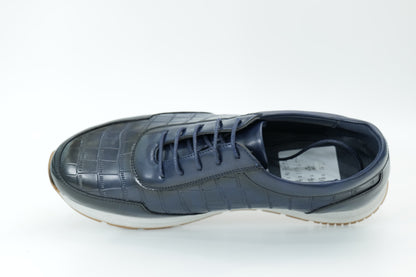 Sports shoes