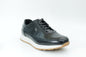 Sports shoes