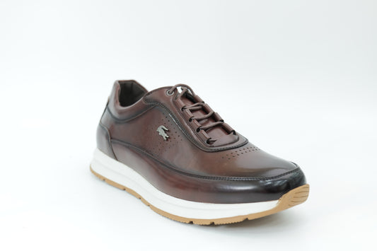 Sports shoes