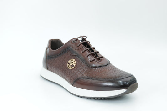 Sports shoes