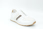 Sports shoes