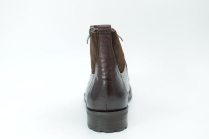 Mid-high boots