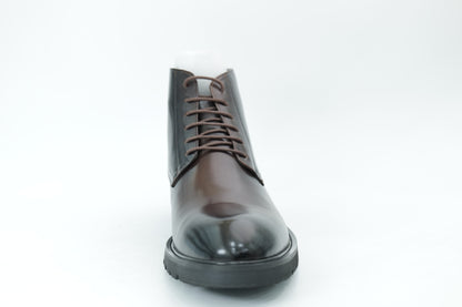 Mid-high boots