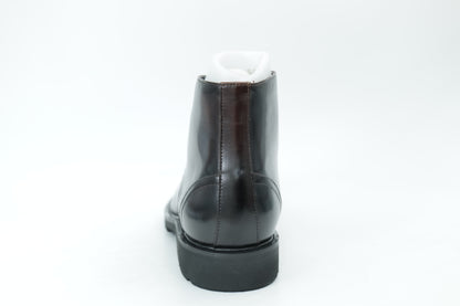 Mid-high boots
