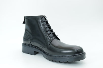 Mid-high boots