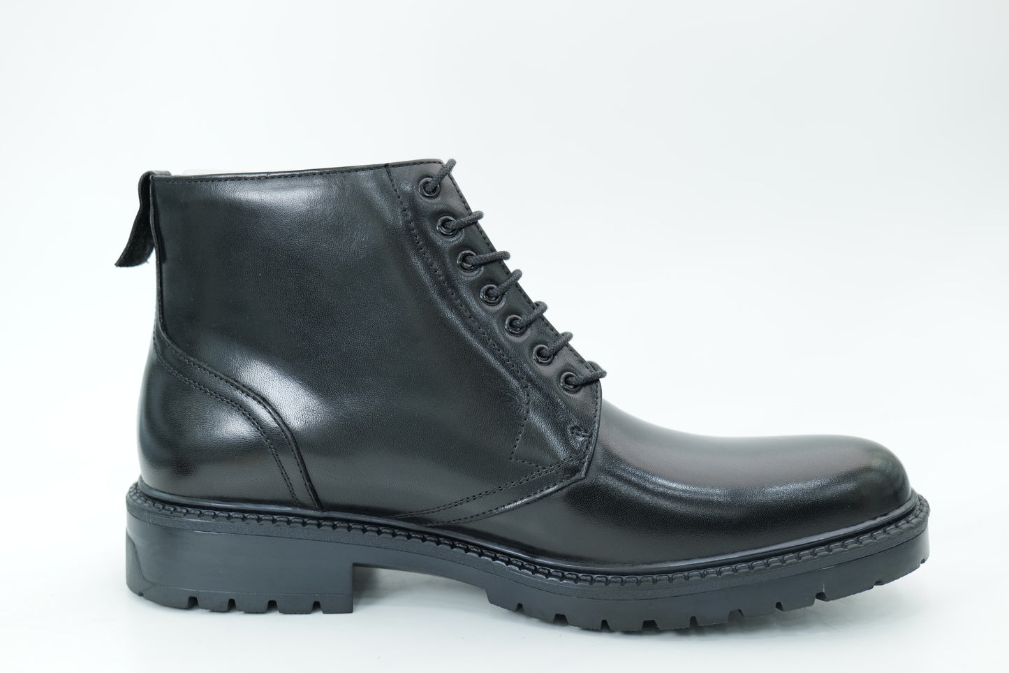 Mid-high boots