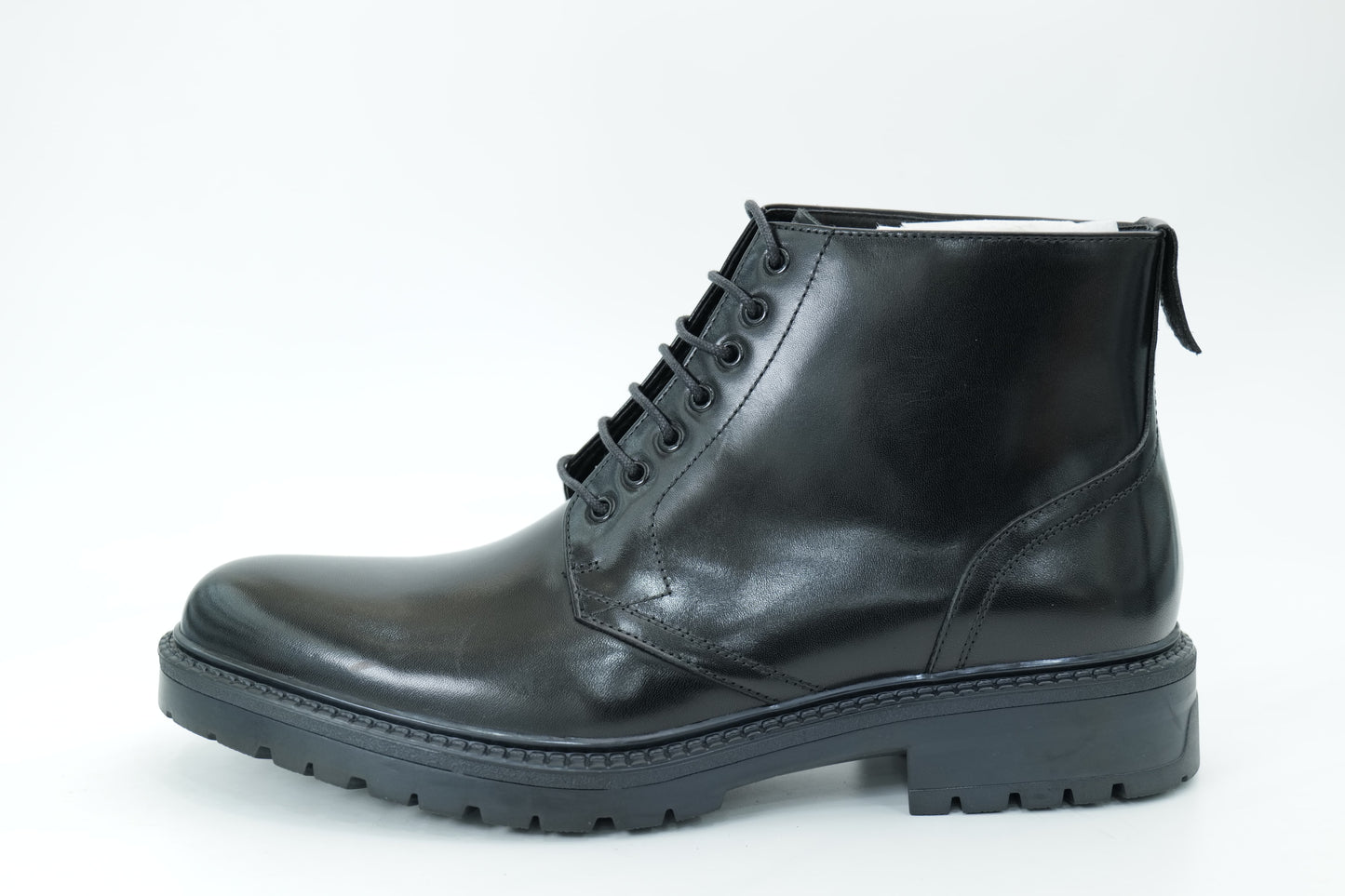 Mid-high boots