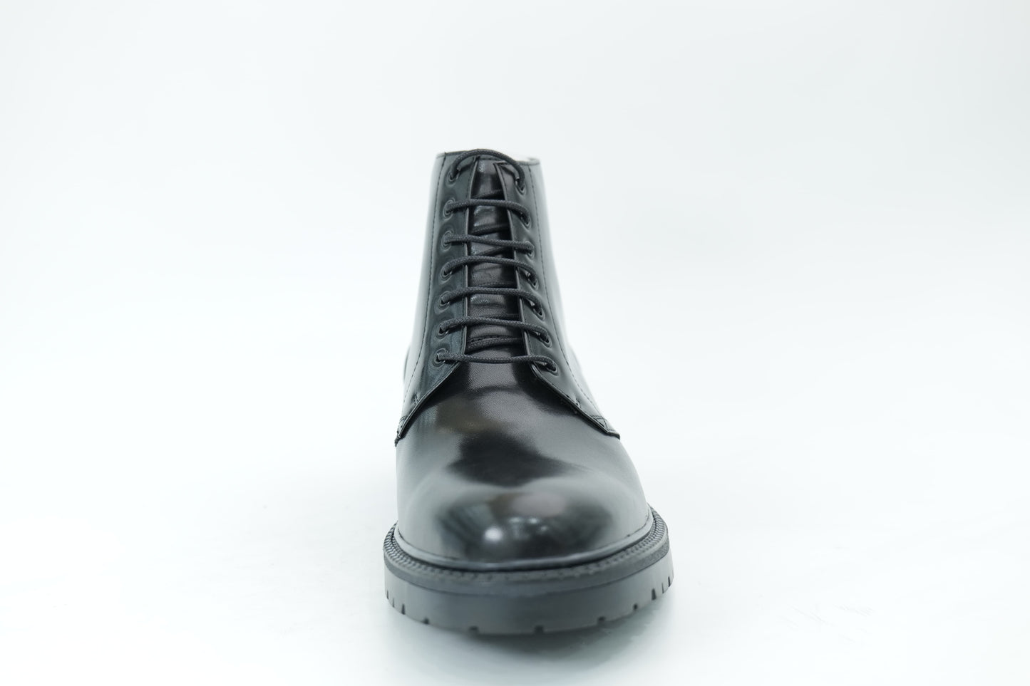 Mid-high boots