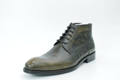 Mid-high boots
